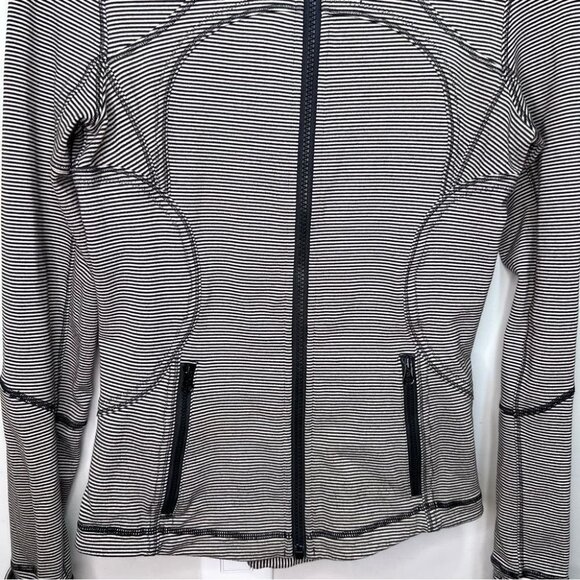 Lululemon Forme Striped Jacket Full Zip Size 6 Activewear Sporty - Picture 5 of 15